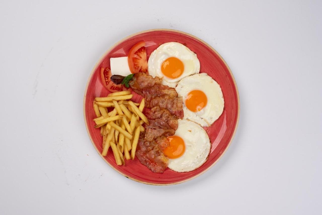 Santa Villa & Restaurant Sremska Mitrovica Zewnętrze zdjęcie